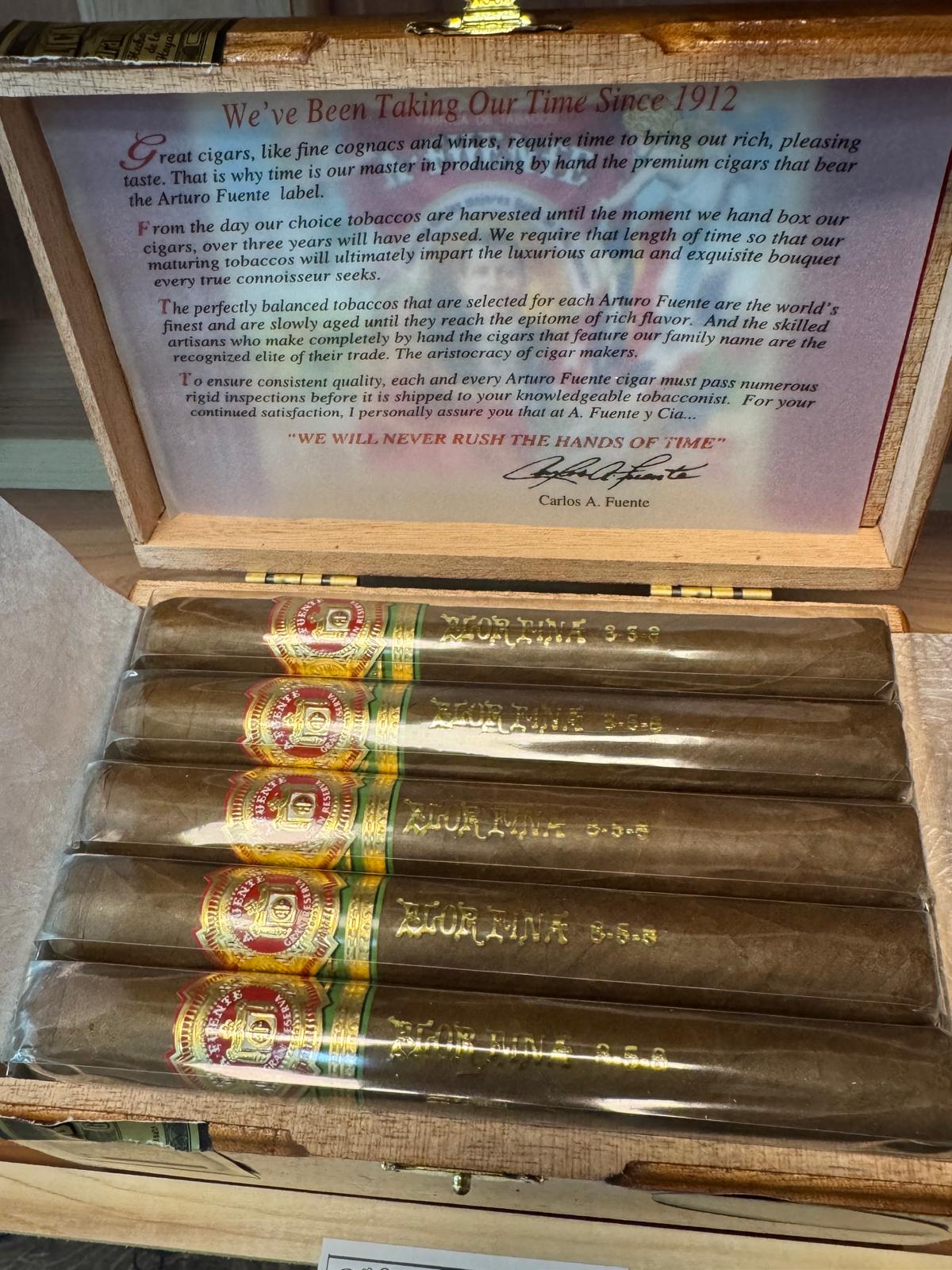 Arturo Fuente Flor Fina 858